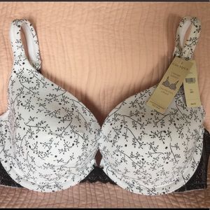 New Cacique Cleavage Enhancing Bra